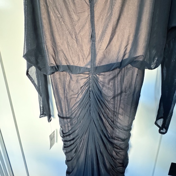 Tadashi Shoji NWT long sleeve gown Trades/Offers Prom Maxi Sheer 1920 - Picture 7 of 13